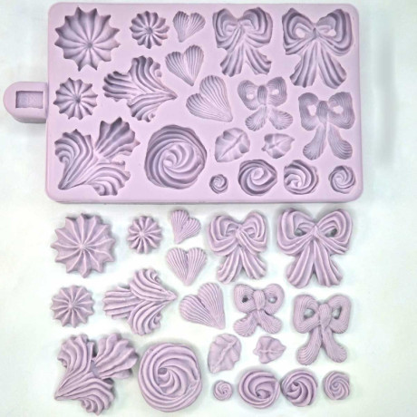 Moule silicone Karen Davies accessories pour gâteau Lambeth